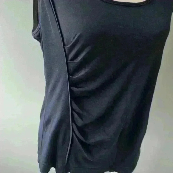 Escada 100% silk tank in Navy blue size 42 (12 us) - Picture 3 of 6